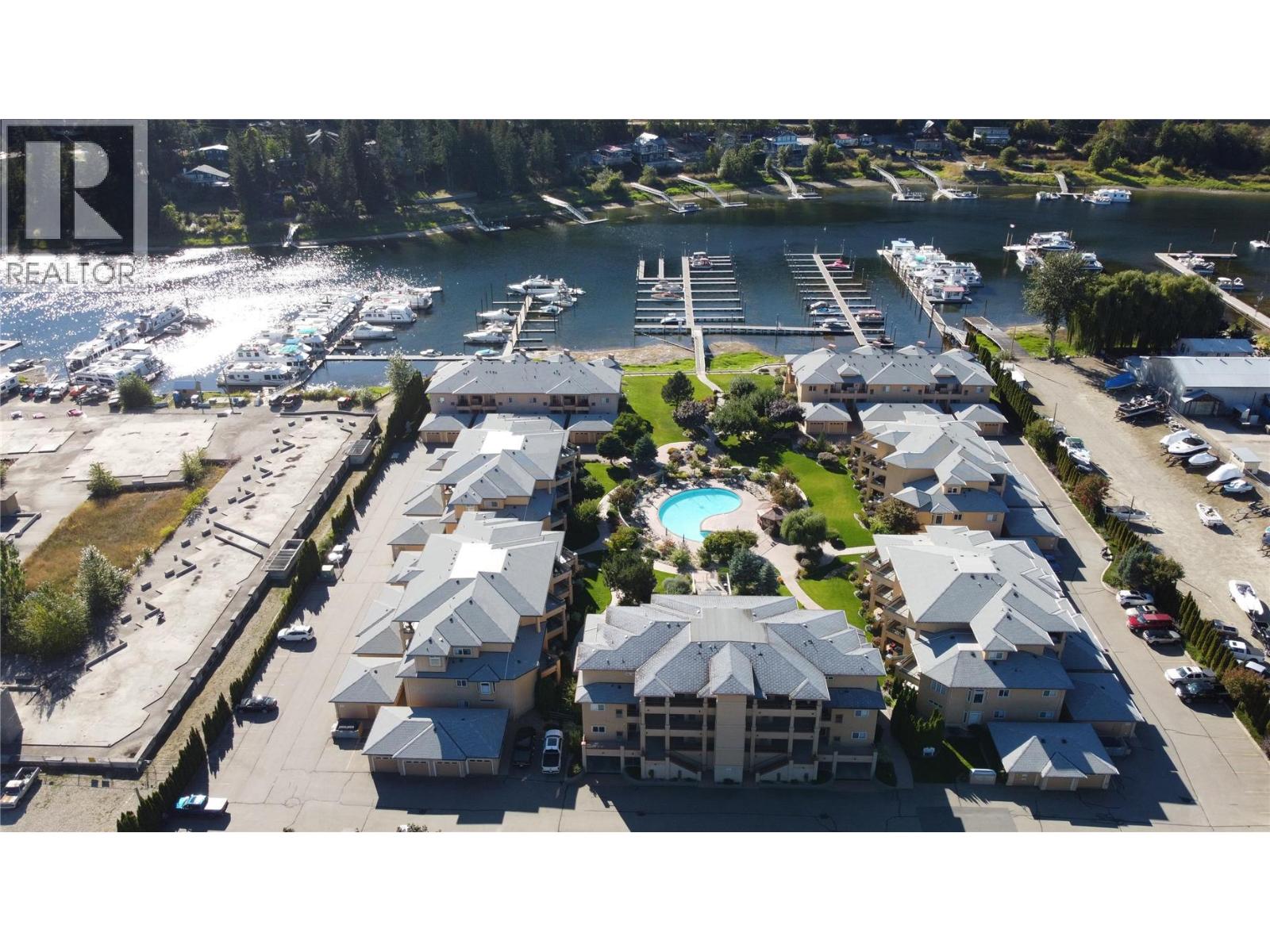 44 714 Riverside Avenue, Sicamous
