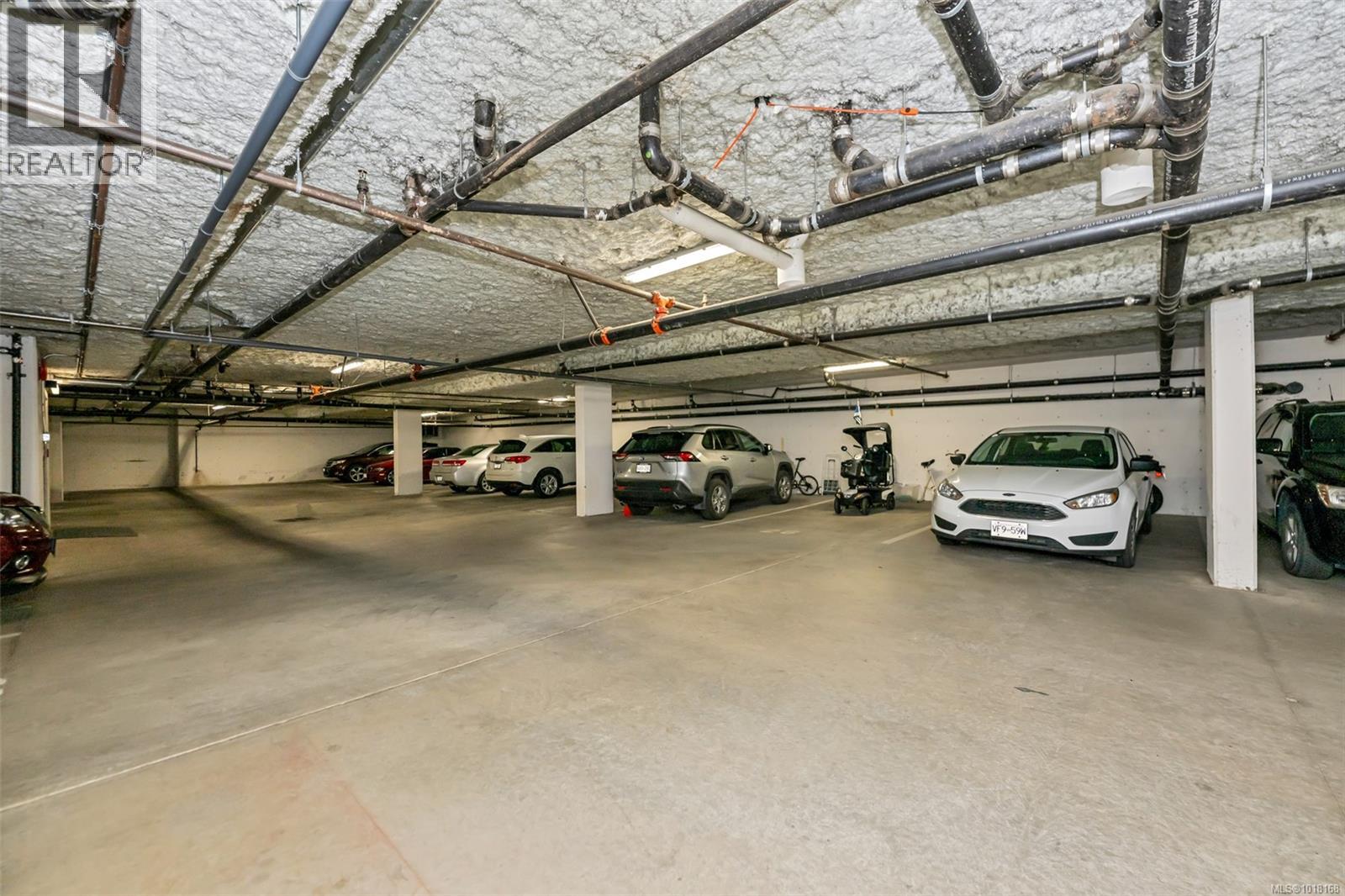 204 1240 Verdier Ave, Central Saanich