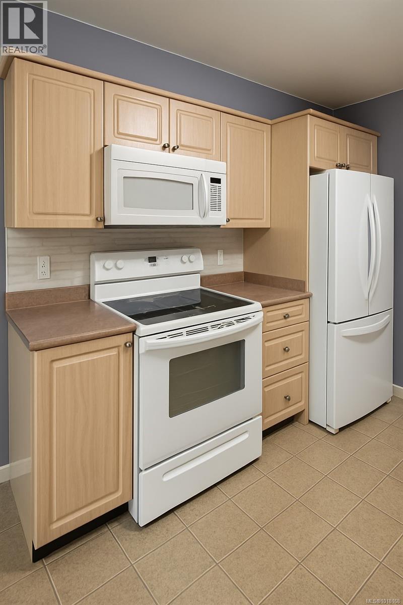 204 1240 Verdier Ave, Central Saanich