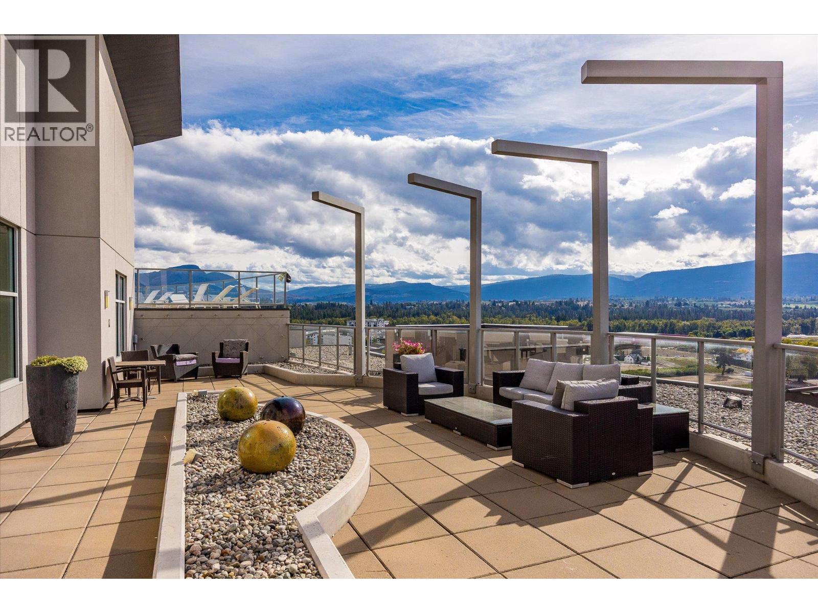 401 2040 Springfield Road, Kelowna