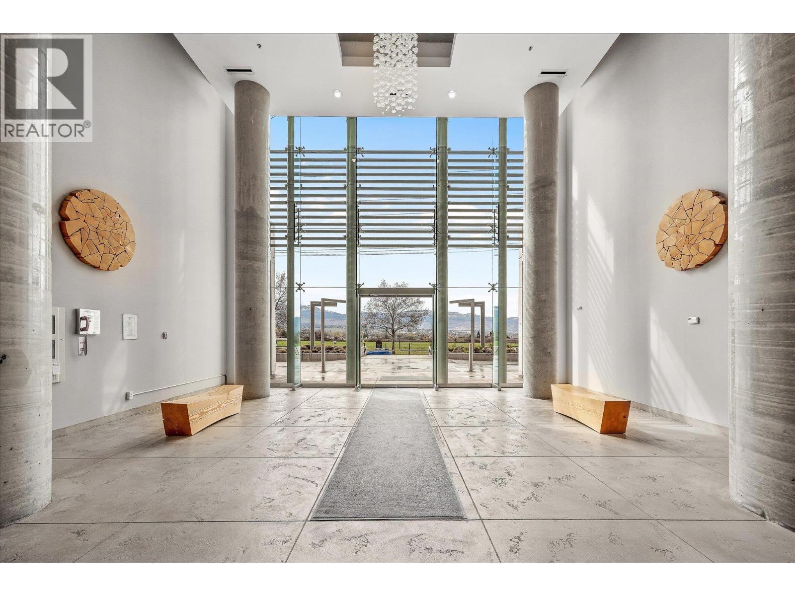 401 2040 Springfield Road, Kelowna