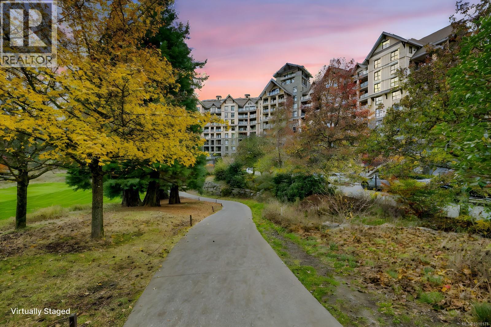 802 1400 Lynburne Pl, Langford