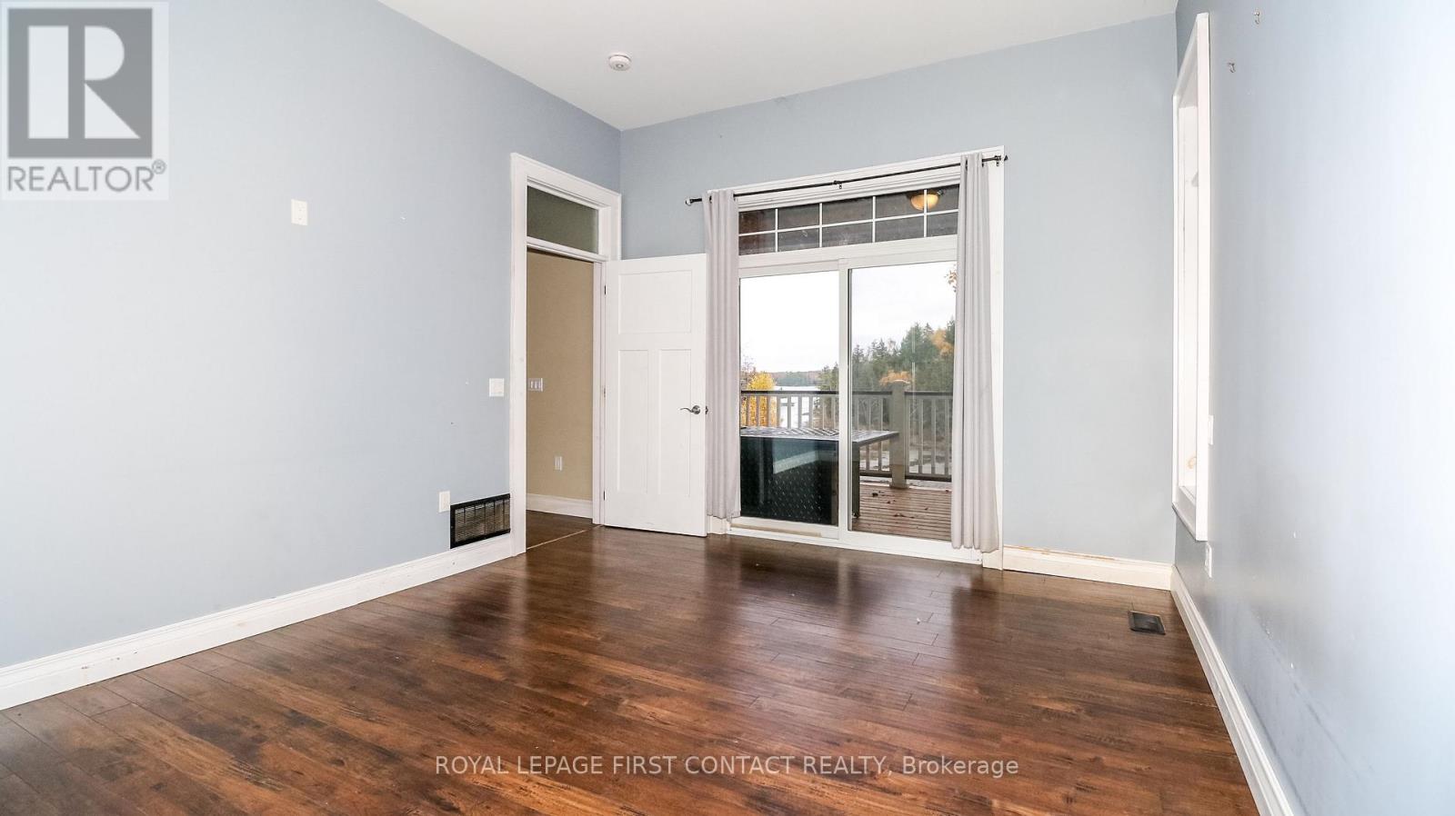 2 PORTER LANE - 26