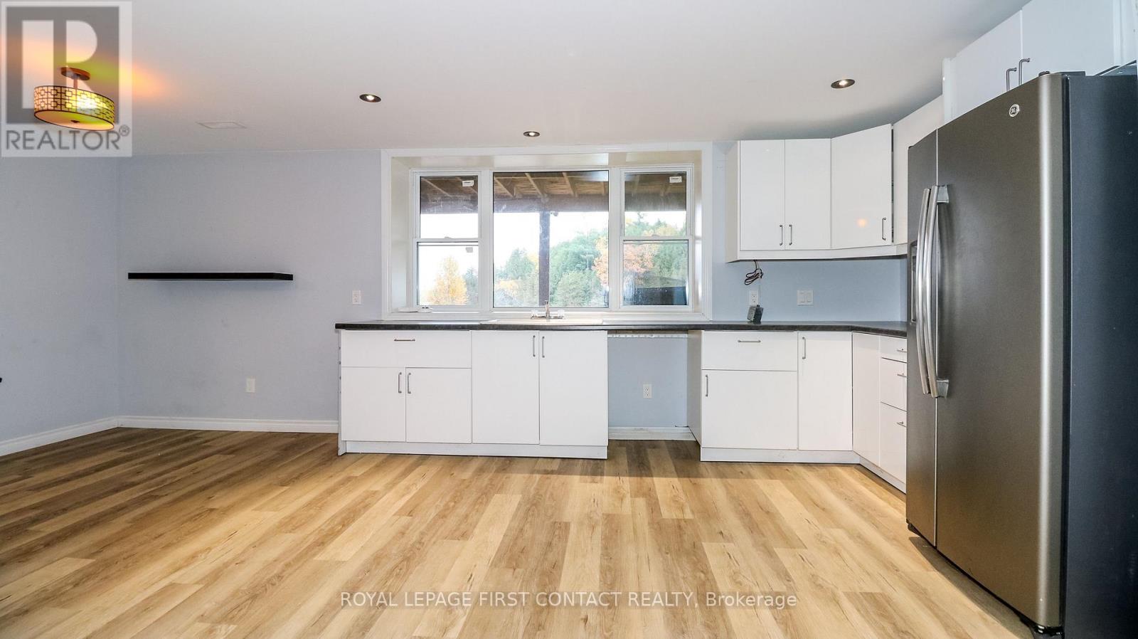 2 PORTER LANE - 36