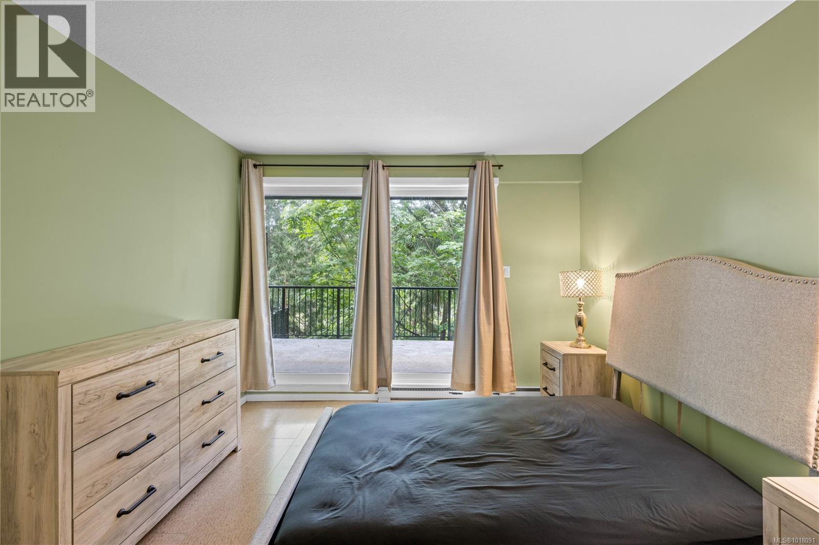 10 111 Wall St, Nanaimo