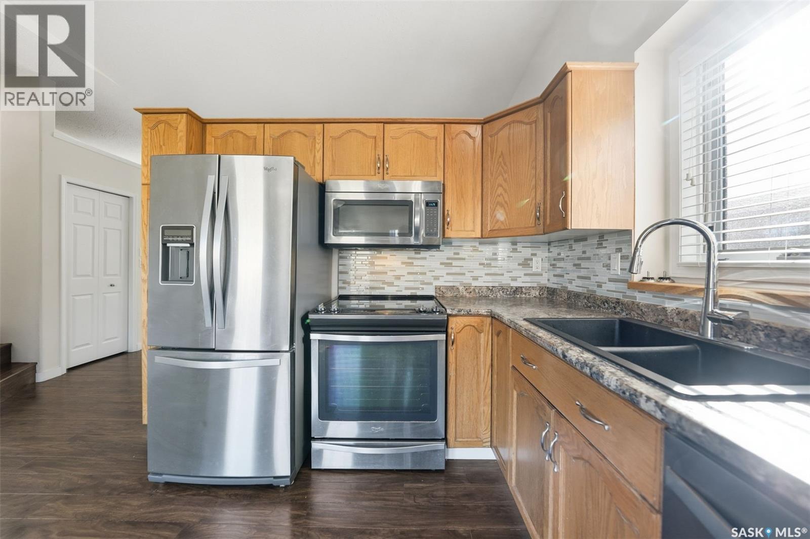 Single Family House Bi-level for Sale in   Heritage CRESCENT Saskatoon 