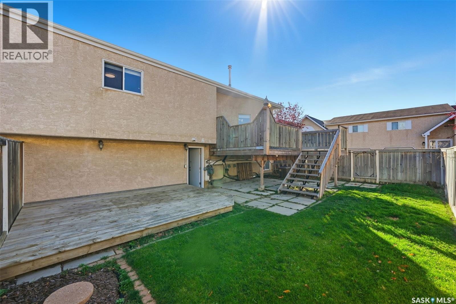 Single Family House Bi-level for Sale in   Heritage CRESCENT Saskatoon 