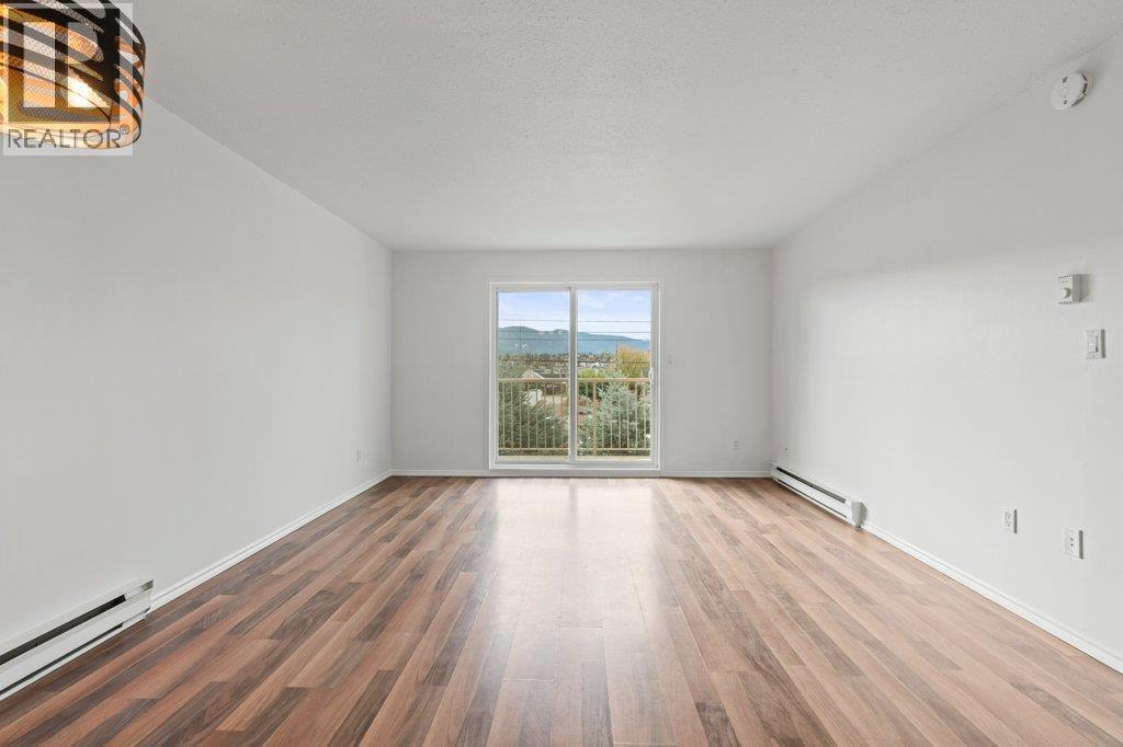318 3304 35 Avenue Vernon RE/MAX Kelowna Stone Sisters 318 3304 35 Avenue Vernon RE/MAX Kelowna Stone Sisters