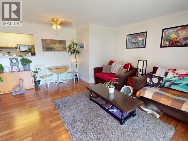 307-5700 WILLOW AVE, Powell River