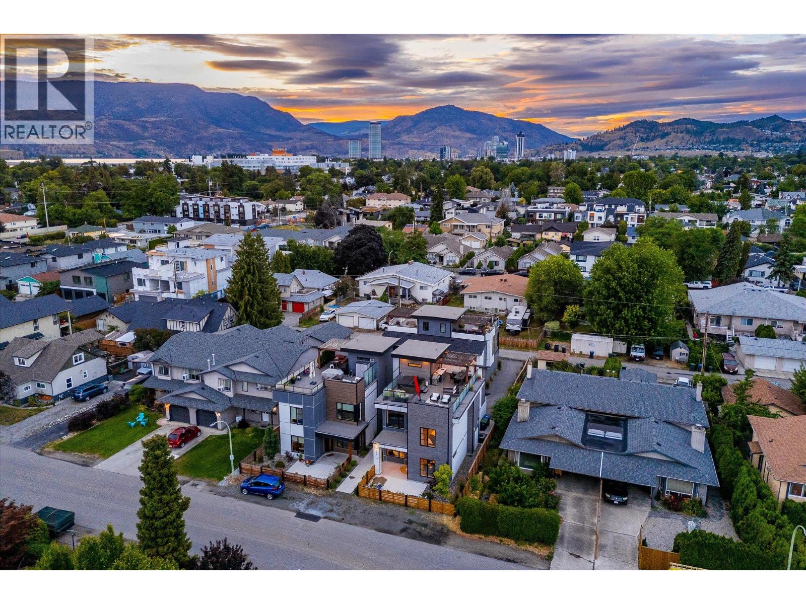  796 Wardlaw Avenue, Kelowna