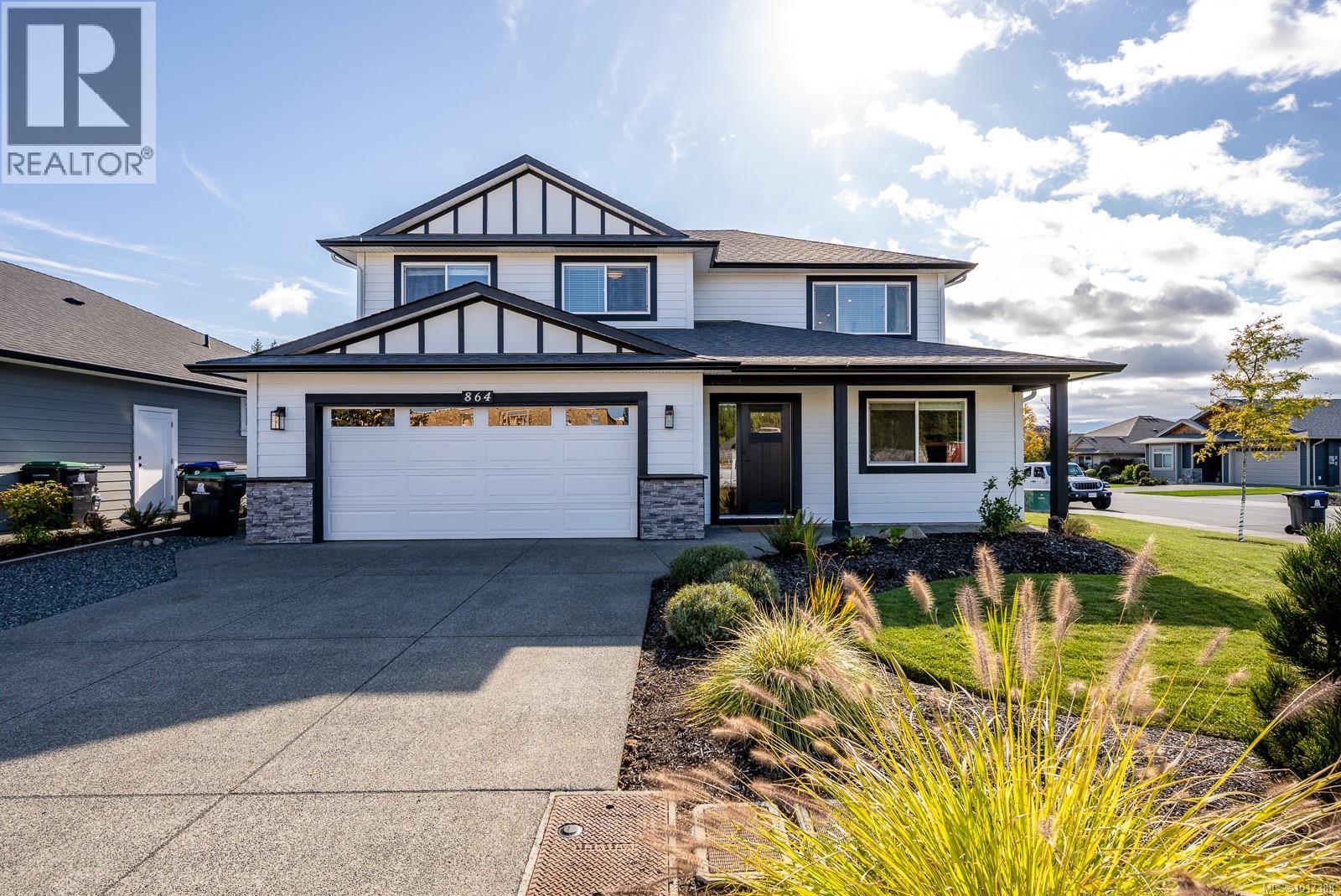 864 Grumman Pl, Comox