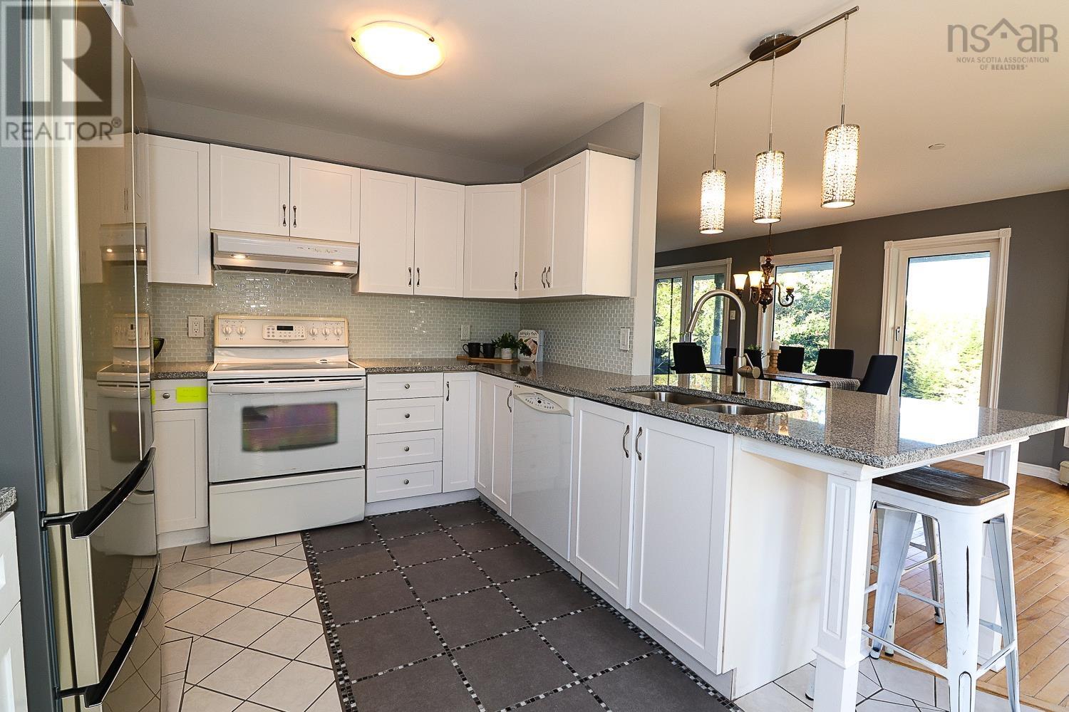 Property 15 of 50 of 80 Stoney Beach Road