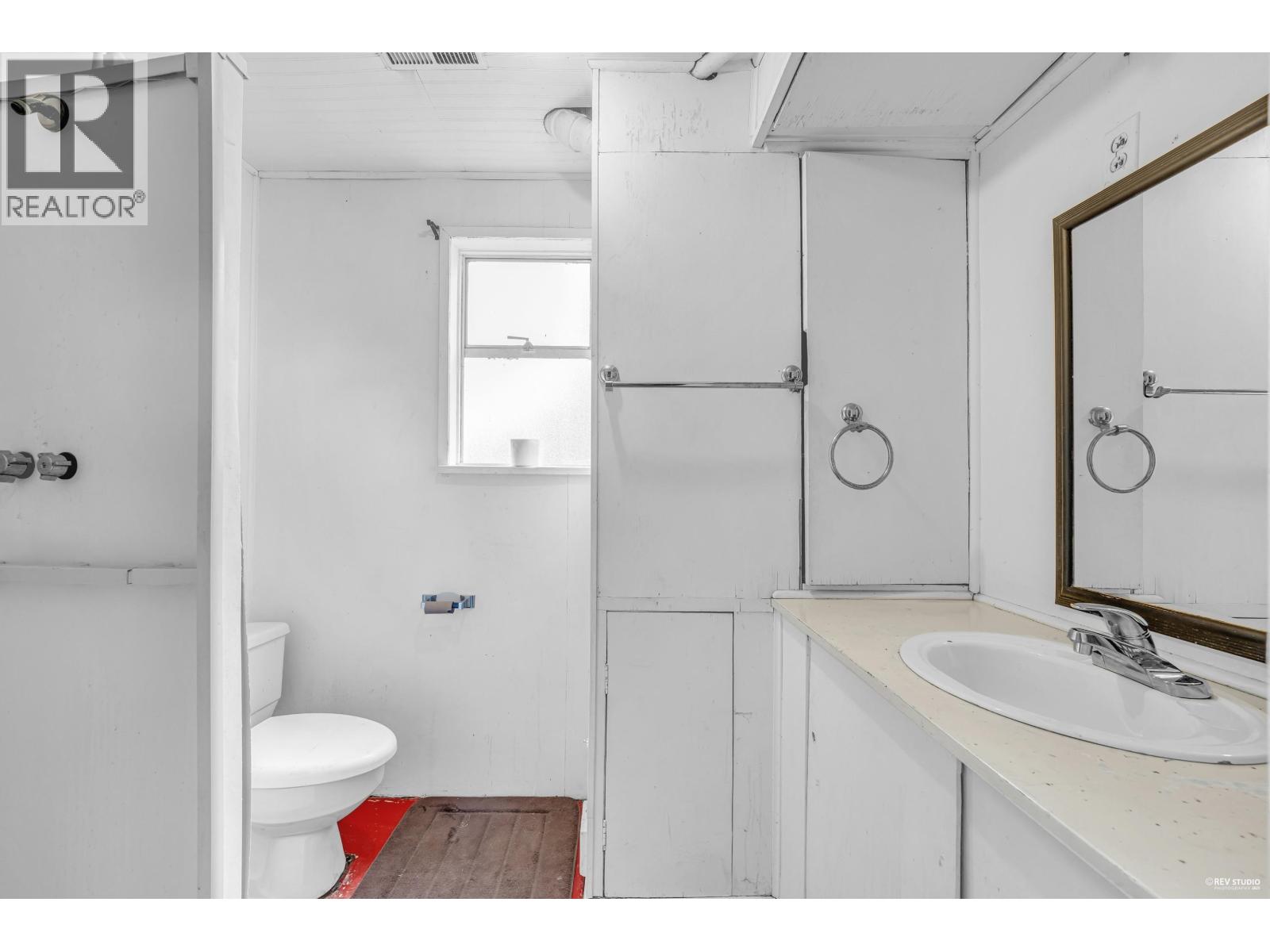 5018 57 Street, Ladner