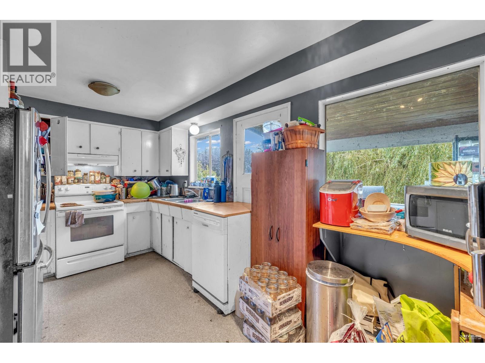 5018 57 Street, Ladner