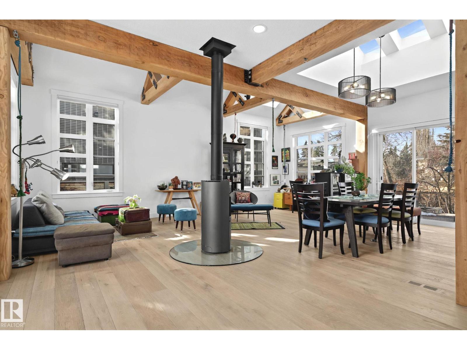 7222 119 ST NW, Edmonton