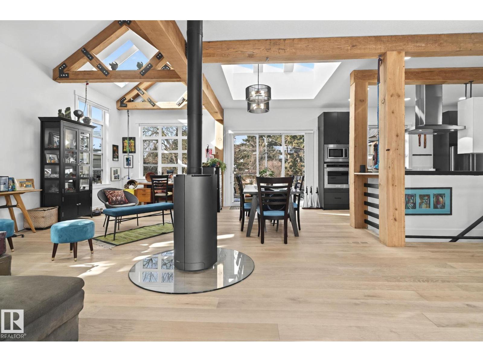 7222 119 ST NW, Edmonton