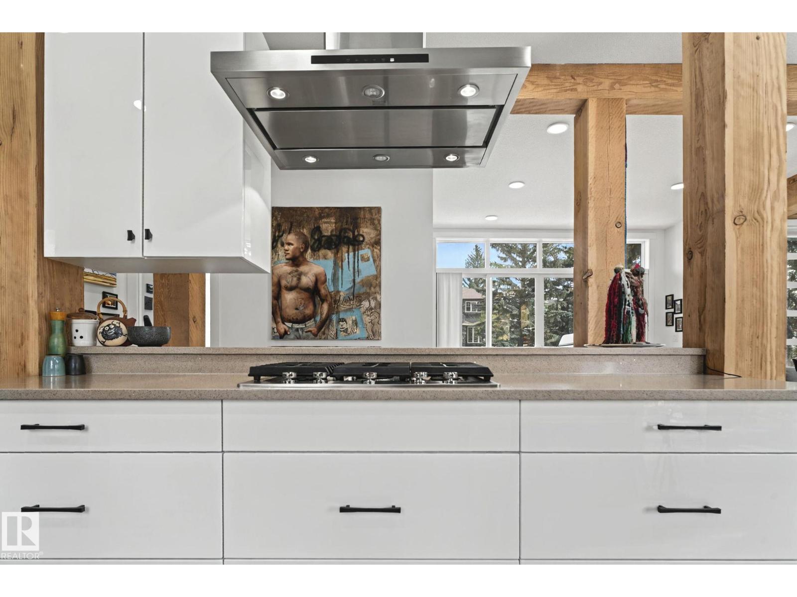 7222 119 ST NW, Edmonton