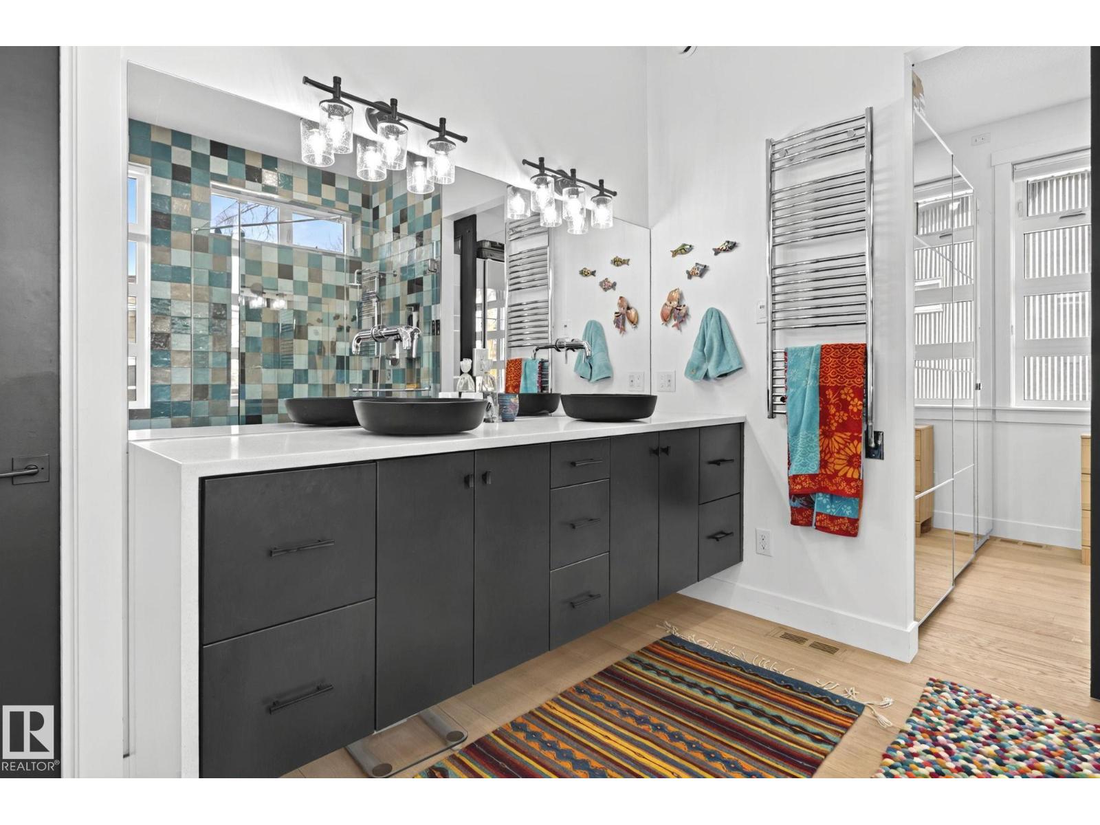 7222 119 ST NW, Edmonton