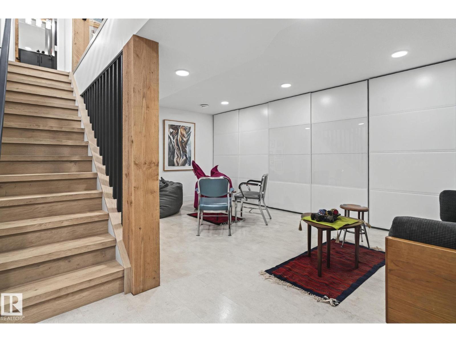 7222 119 ST NW, Edmonton