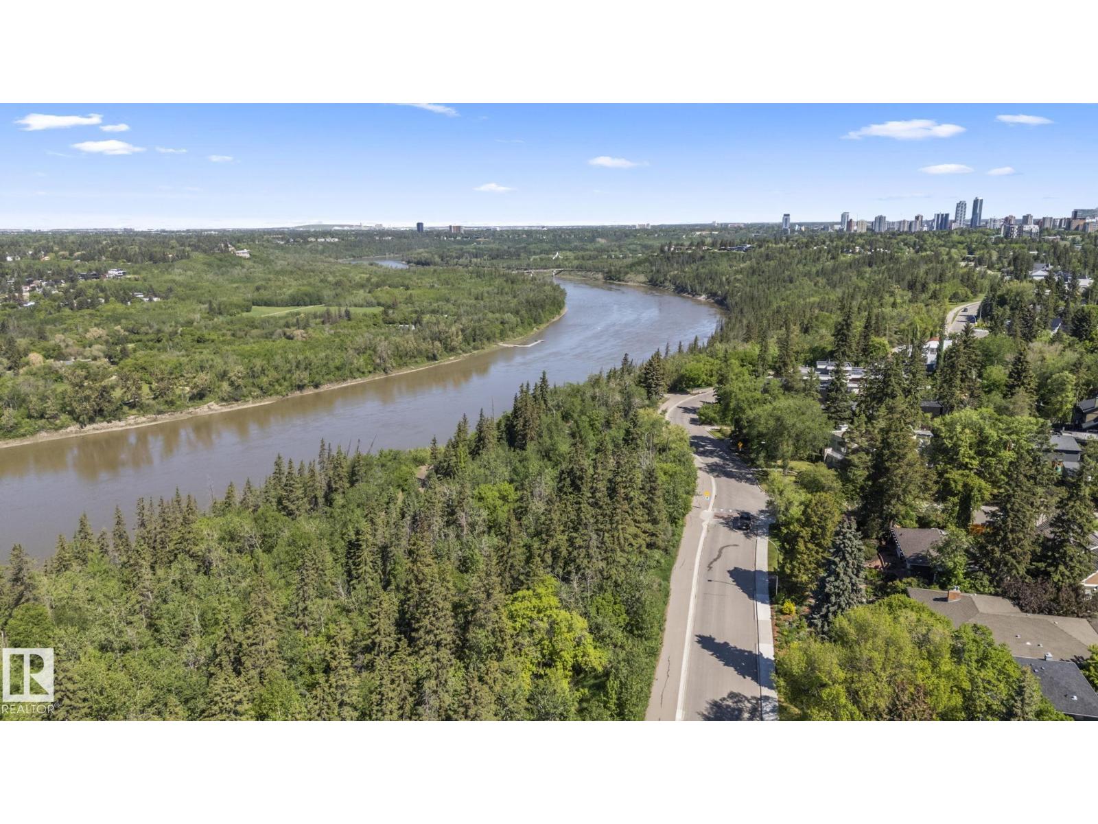 7222 119 ST NW, Edmonton