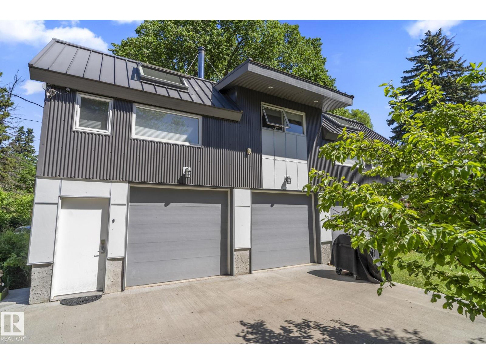 7222 119 ST NW, Edmonton