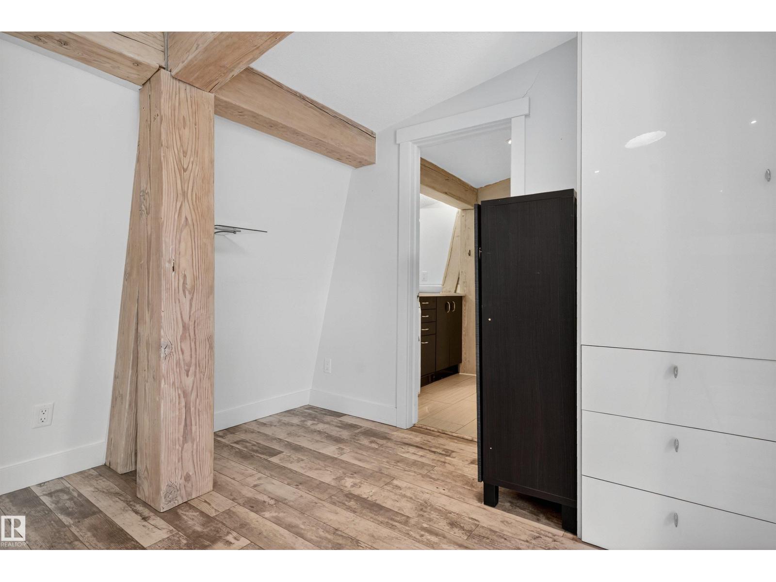 7222 119 ST NW, Edmonton