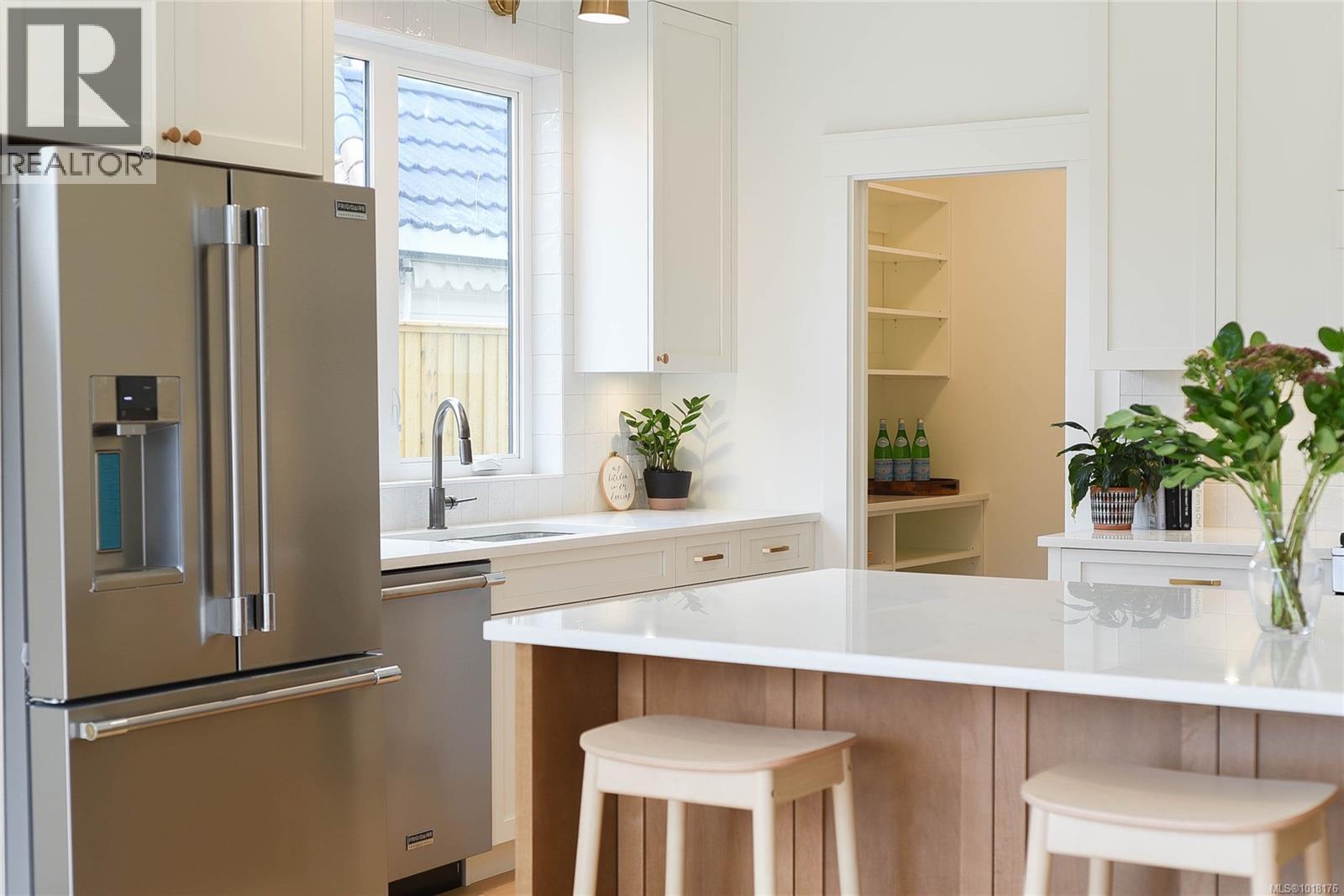 318 Willow St, Parksville