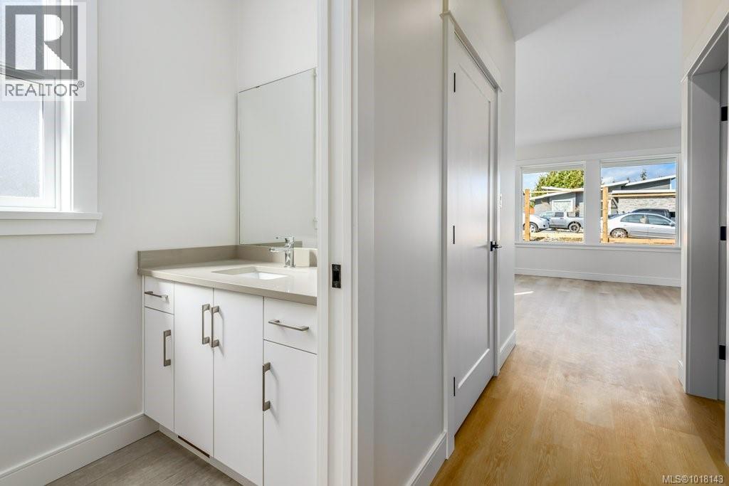 204 2580 Brookfield Dr, Courtenay