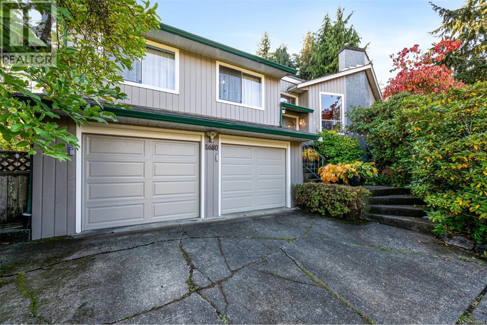 1680 Austin Pl, Cowichan Bay