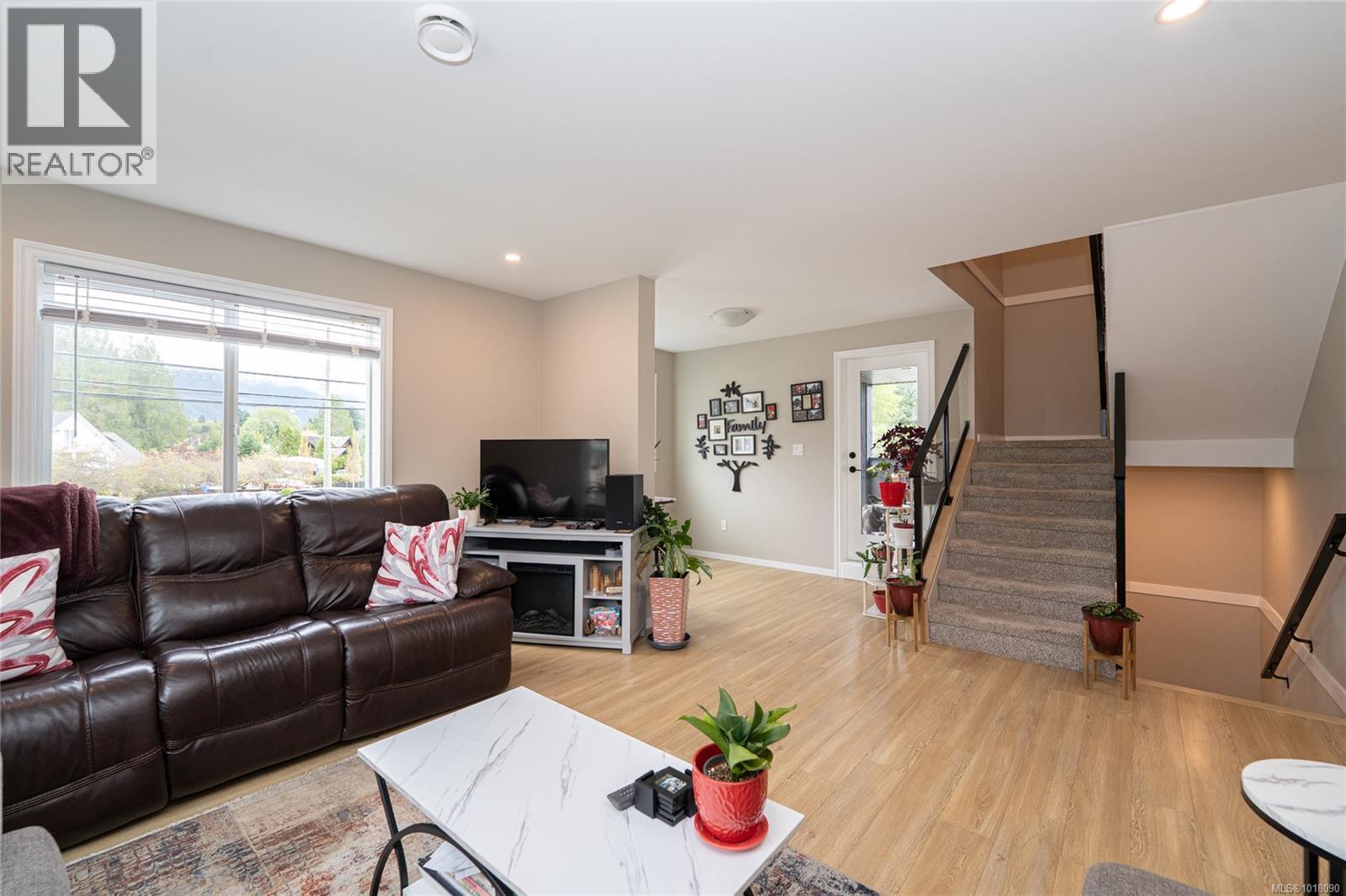 1 50 King George Street North, Lake Cowichan