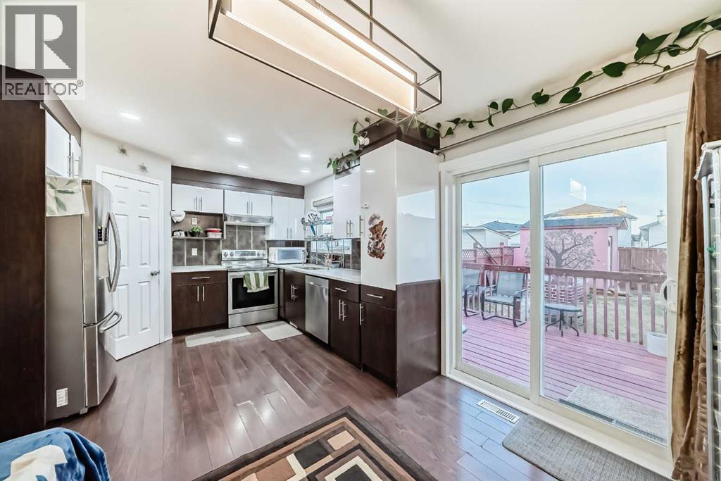 Single Family House for Sale in  Tarawood Lane NE Taradale Calgary 