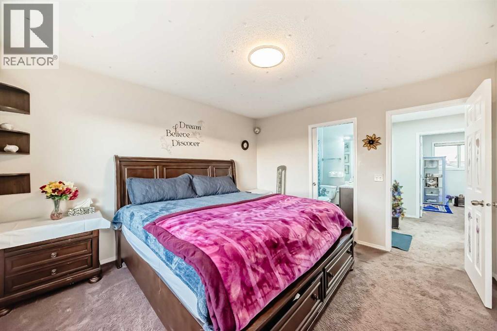 Single Family House for Sale in  Tarawood Lane NE Taradale Calgary 