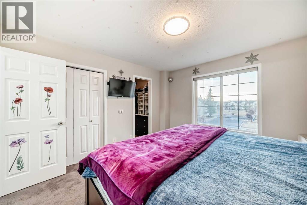 Single Family House for Sale in  Tarawood Lane NE Taradale Calgary 