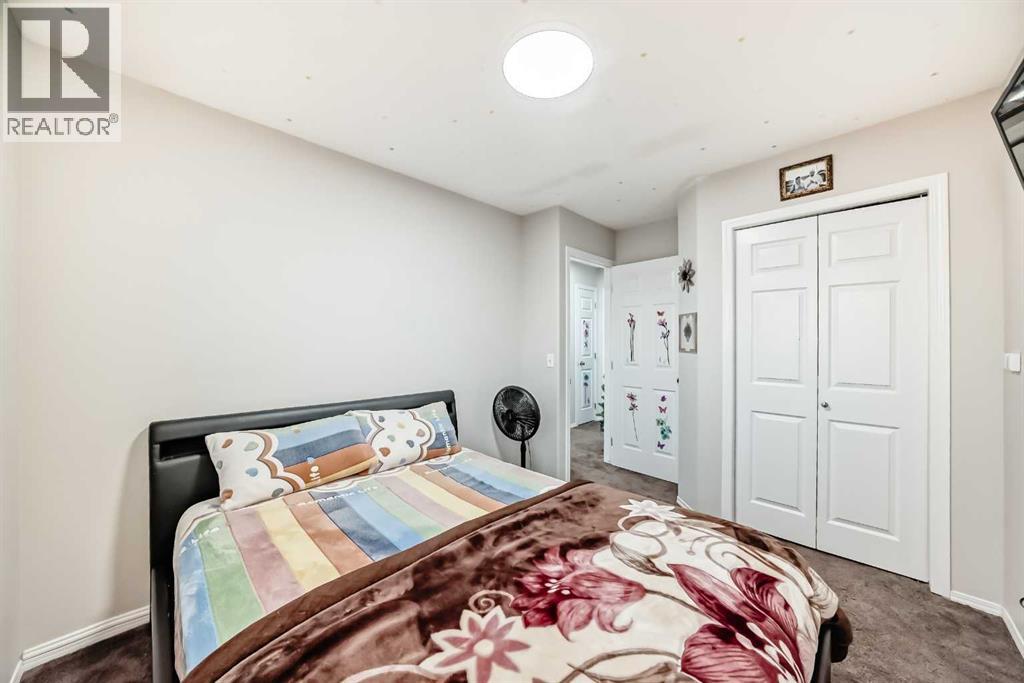 Single Family House for Sale in  Tarawood Lane NE Taradale Calgary 