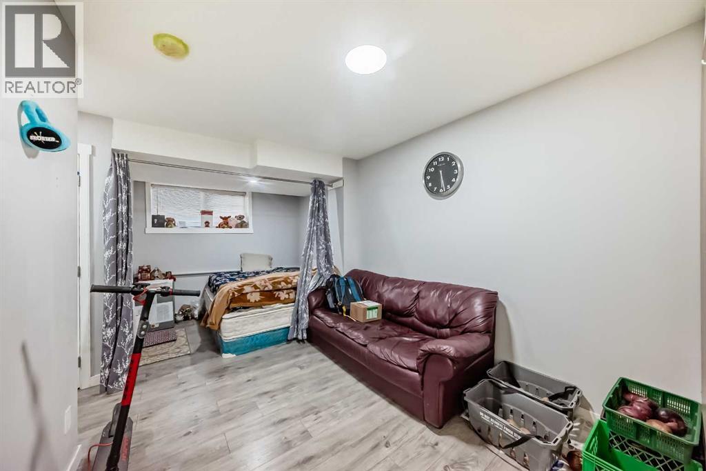 Single Family House for Sale in  Tarawood Lane NE Taradale Calgary 