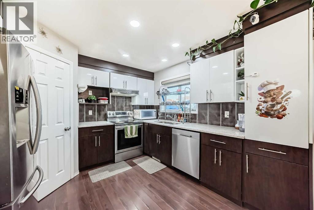 Single Family House for Sale in  Tarawood Lane NE Taradale Calgary 