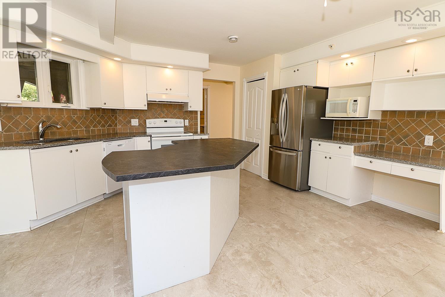 Property 37 of 50 of 80 Stoney Beach Road