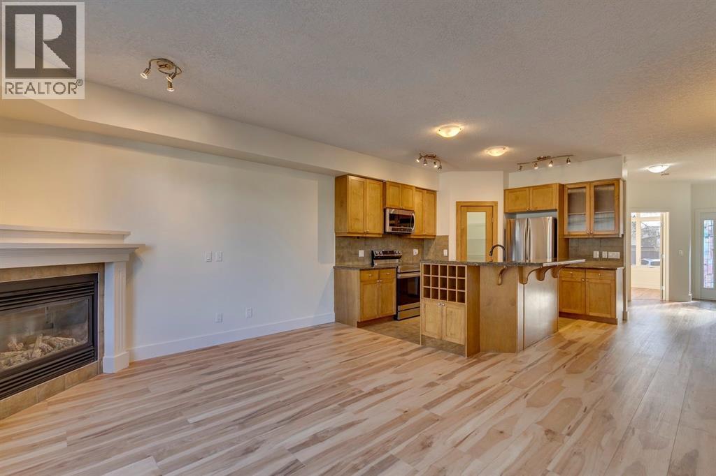 Single Family House for Sale in   Avenue NW Banff Trail Calgary 