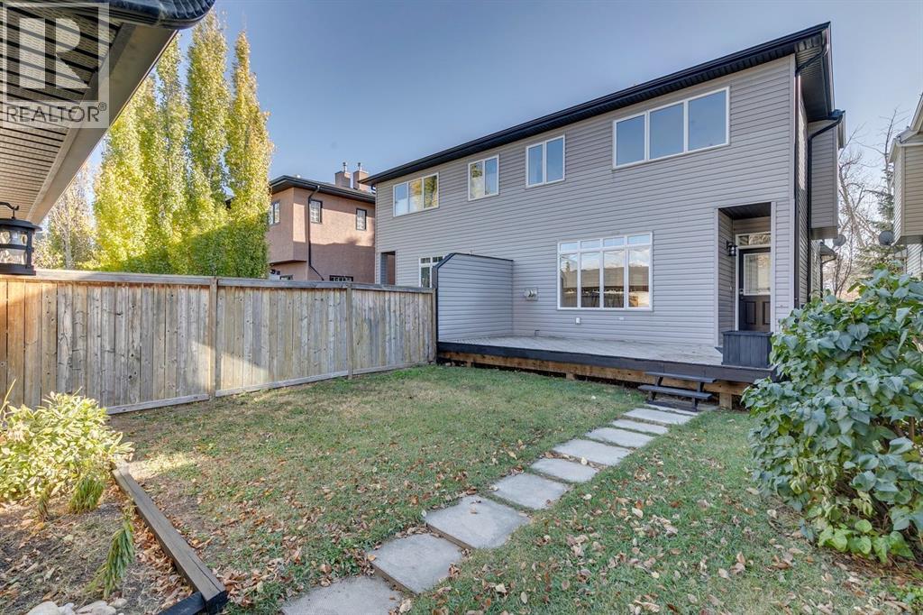 Single Family House for Sale in   Avenue NW Banff Trail Calgary 