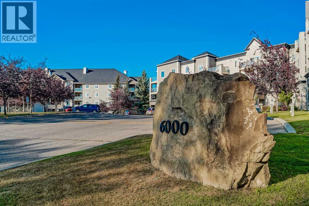 Single Family House for Sale in   Somervale Court SW Somerset Calgary 