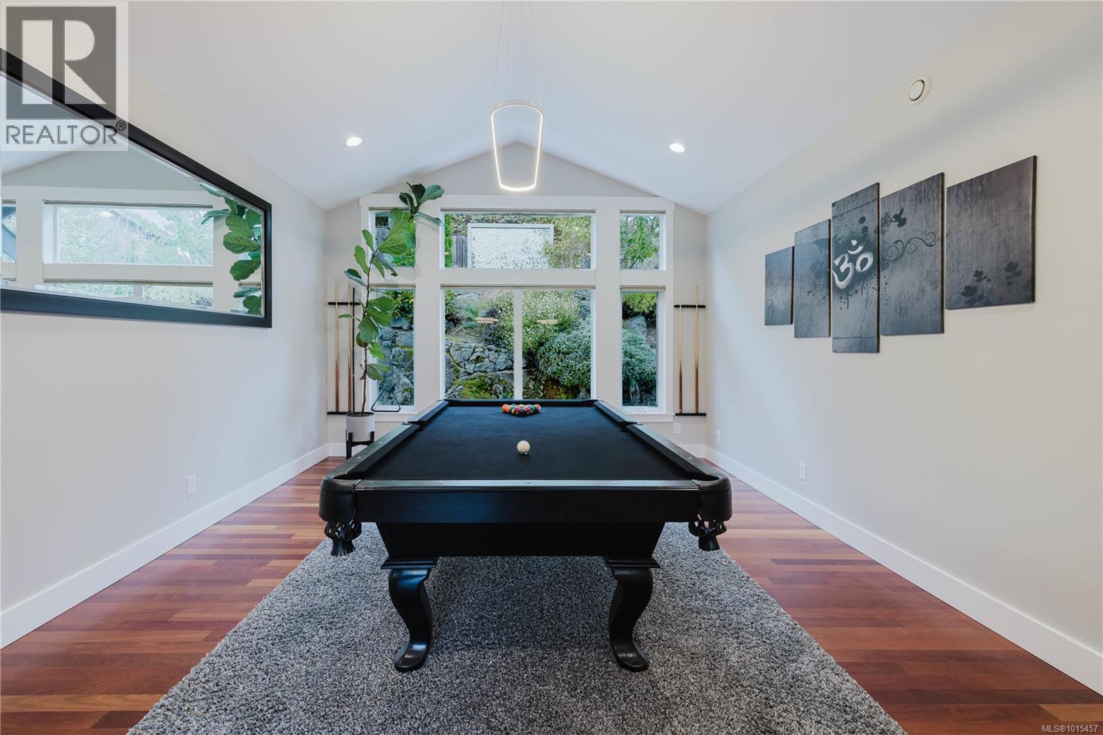 488 Royal Bay Dr, Colwood