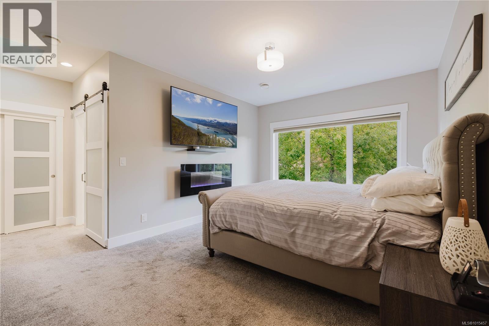 488 Royal Bay Dr, Colwood