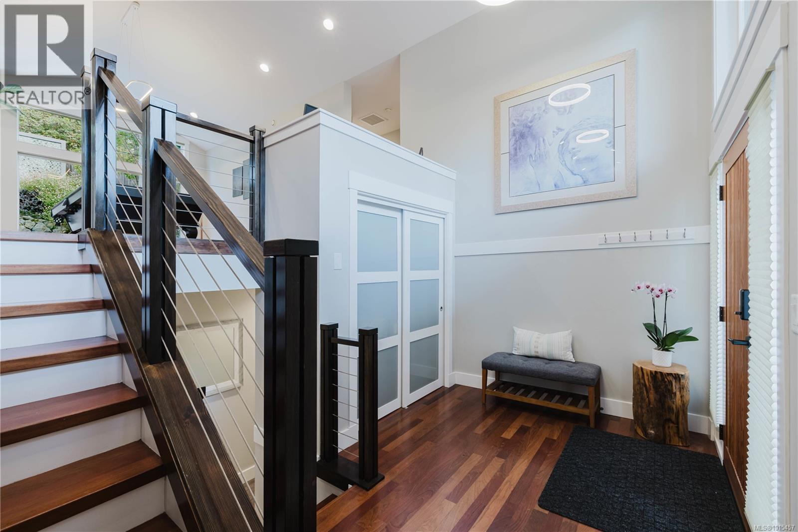 488 Royal Bay Dr, Colwood