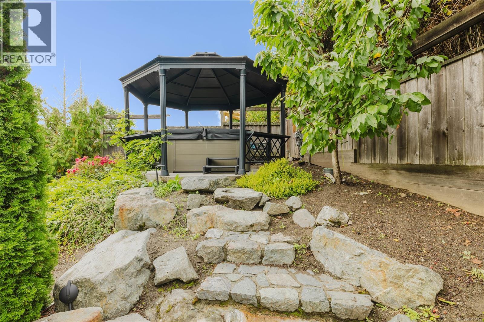 488 Royal Bay Dr, Colwood