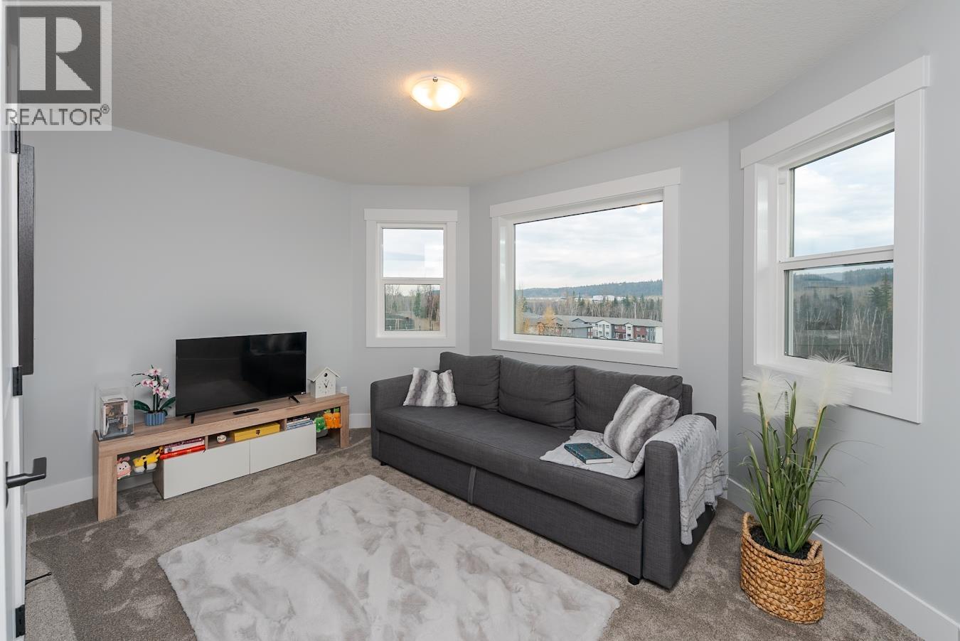 7204 FOXRIDGE DRIVE, Prince George
