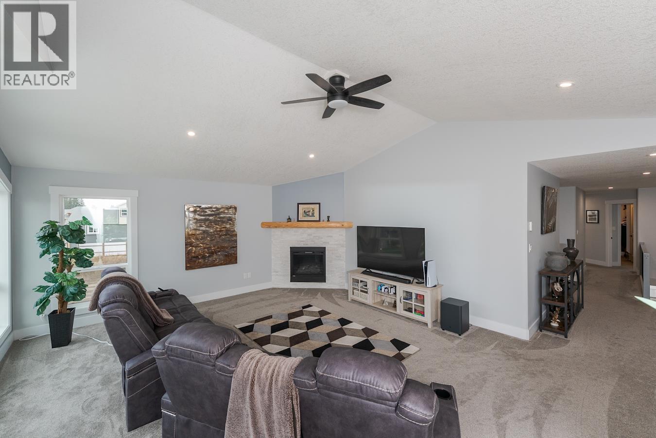 7204 FOXRIDGE DRIVE, Prince George