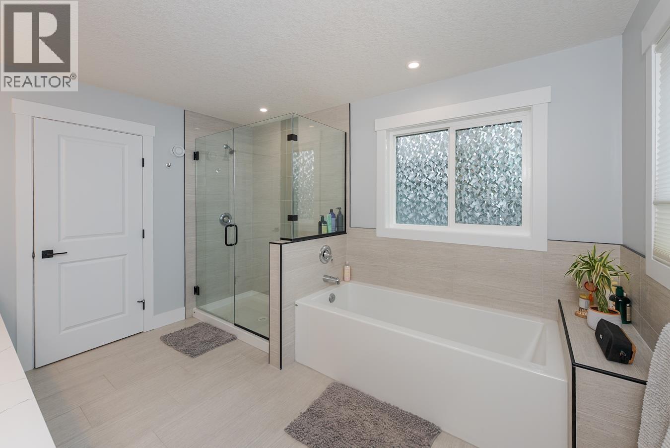 7204 FOXRIDGE DRIVE, Prince George