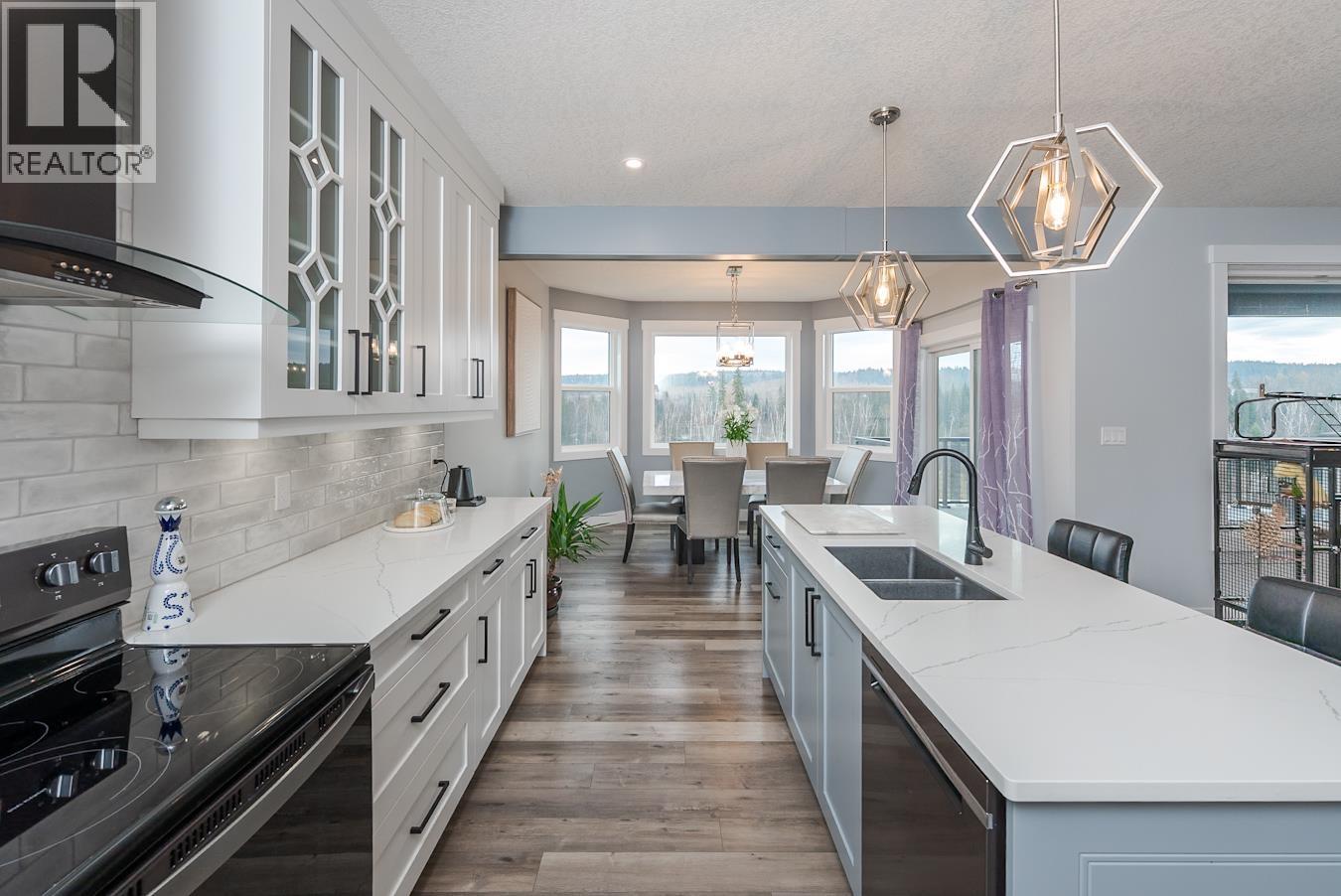 7204 FOXRIDGE DRIVE, Prince George