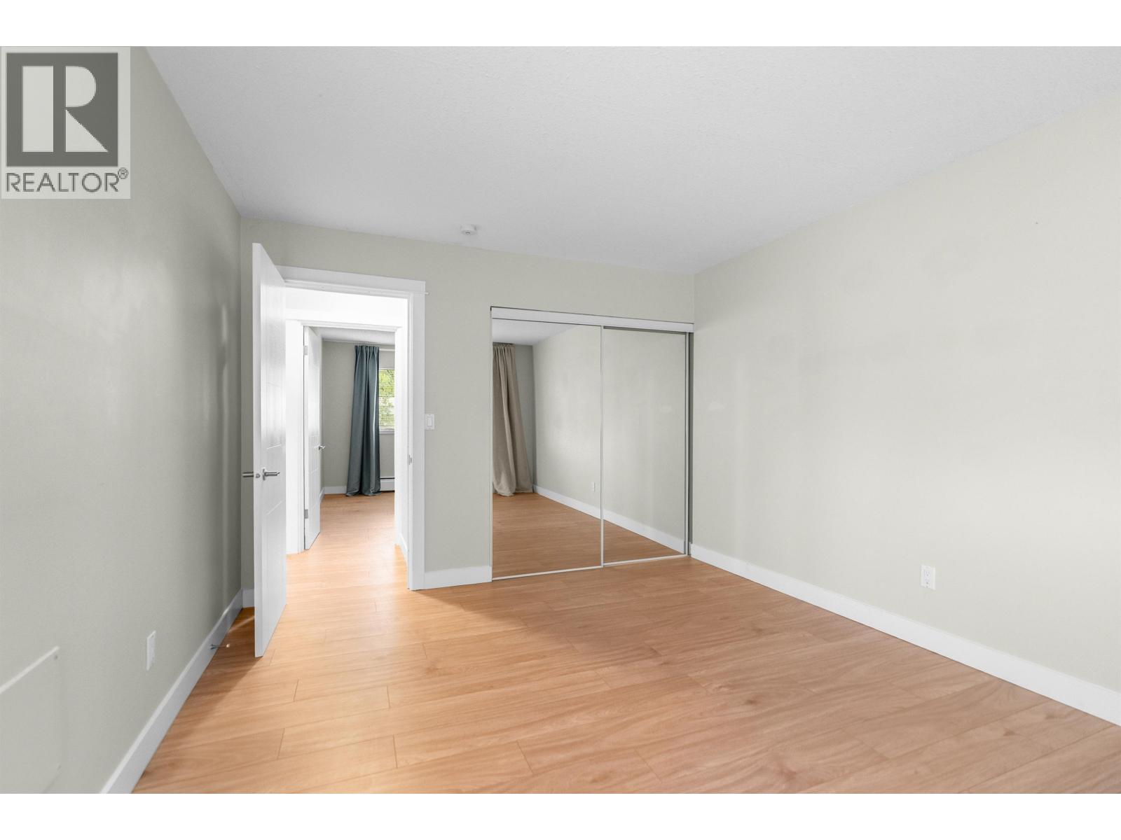 2645 WESTVIEW DRIVE, North Vancouver