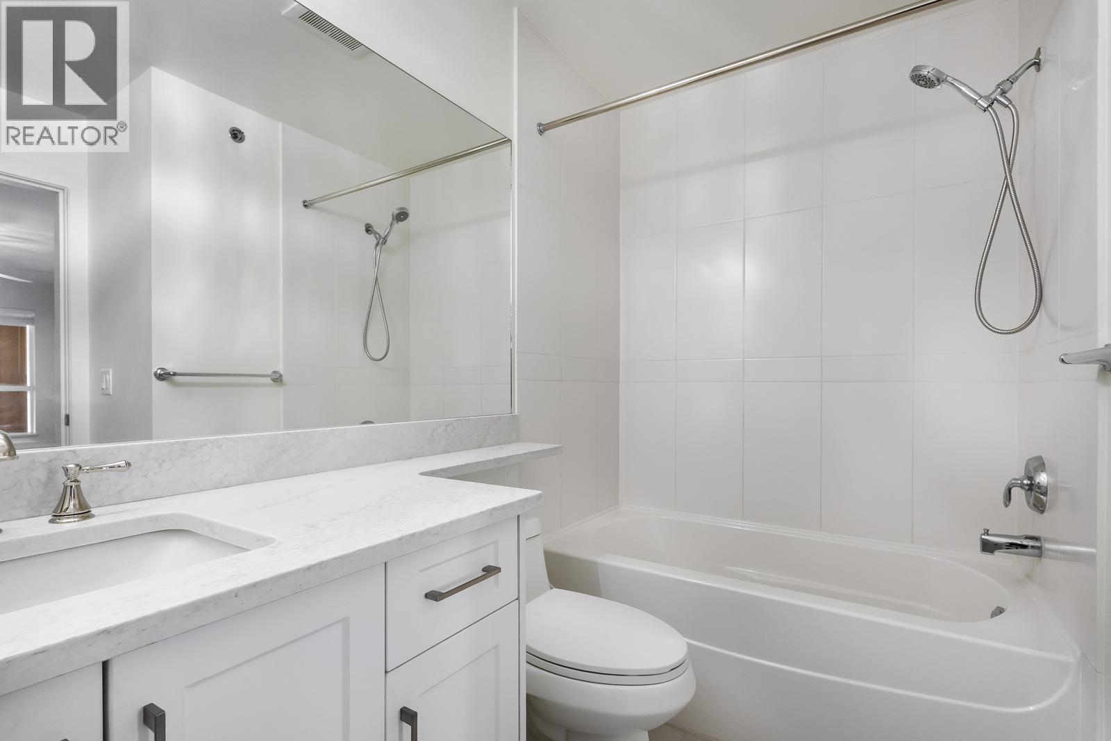 432 1099 Sunset Drive, Kelowna